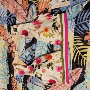 NWT Nanette Lepore floral bikini top